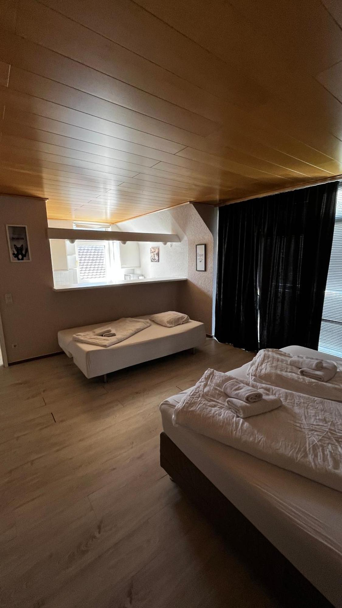 1 Apartment